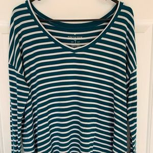 Buy 2 & get 2 free! AE women’s long sleeve top